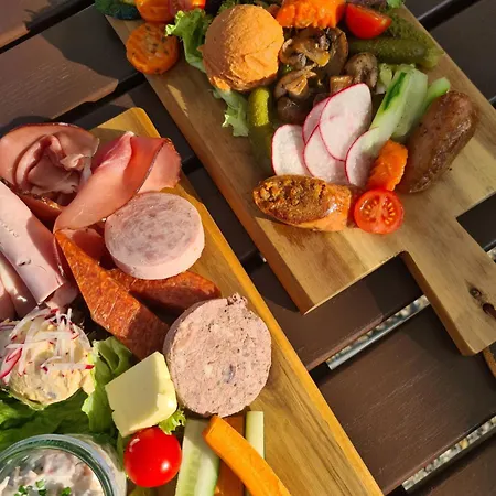 Mayers Waldhorn - Zwischen Reutlingen Und Tuebingen Kusterdingen