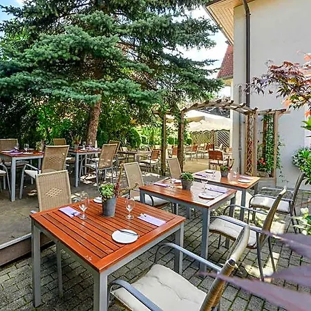 Mayers Waldhorn - Zwischen Reutlingen Und Tuebingen 3*