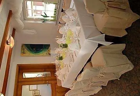 Hotel Mayers Waldhorn - Zwischen Reutlingen Und Tuebingen Kusterdingen