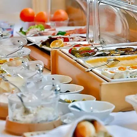 Mayers Waldhorn - Zwischen Reutlingen Und Tuebingen Hotel 3*