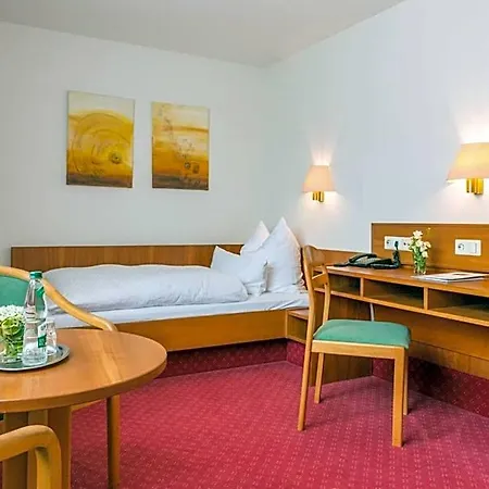 Mayers Waldhorn - Zwischen Reutlingen Und Tuebingen 3*