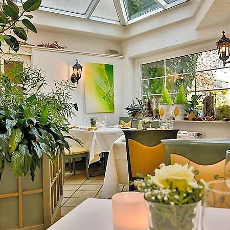 Mayers Waldhorn - Zwischen Reutlingen Und Tuebingen Hotel Kusterdingen