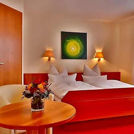 Mayers Waldhorn - Zwischen Reutlingen Und Tuebingen Hotel Kusterdingen