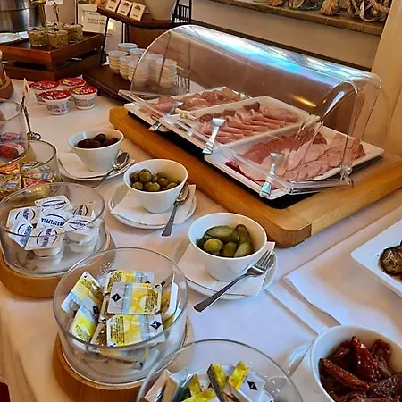 Mayers Waldhorn Hotel 3*