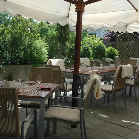 Mayers Waldhorn - Zwischen Reutlingen Und Tuebingen 3*