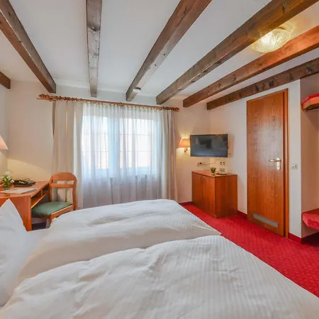 Mayers Waldhorn - Zwischen Reutlingen Und Tuebingen 3*