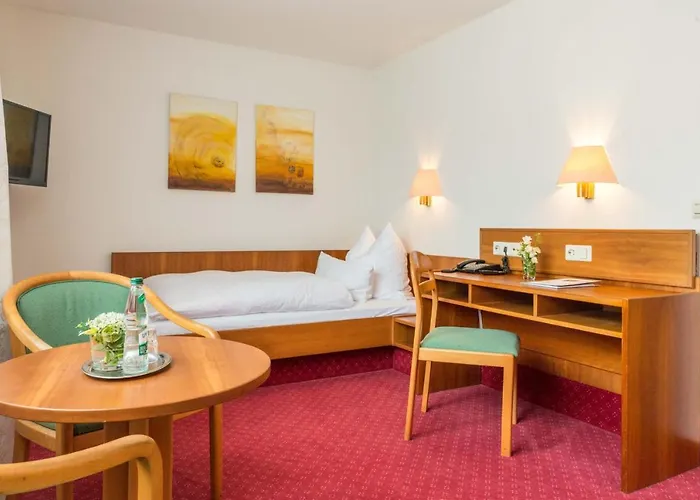 Mayers Waldhorn - Zwischen Reutlingen Und Tuebingen Kusterdingen