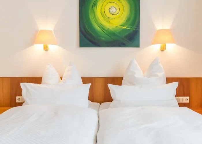 Szálloda Mayers Waldhorn - Zwischen Reutlingen Und Tuebingen Kusterdingen